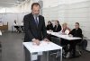 Игорь Комаров принял участие в голосовании на выборах депутатов Государственной Думы фото 1